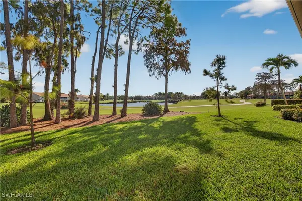 3665 Amberly Circle #B101, Naples, FL 34112