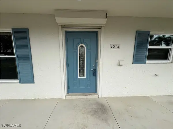 325 Charlemagne #101A, Naples, FL 34112