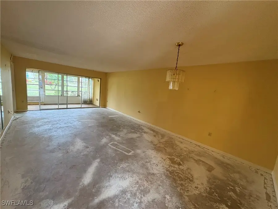 325 Charlemagne #101A, Naples, FL 34112 - Image #2