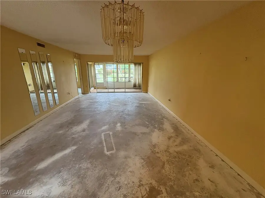 325 Charlemagne #101A, Naples, FL 34112 - Image #3