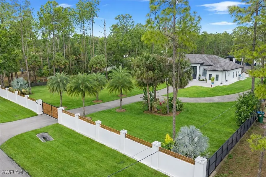 1161 22nd Avenue Ne, Naples, FL 34120 - Image #3