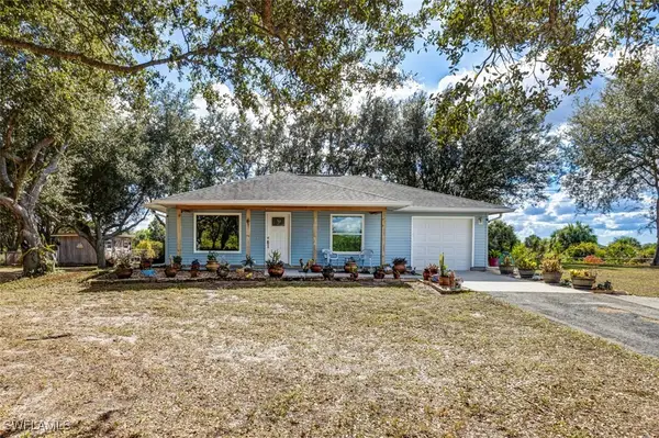 2420 41st Avenue Ne, Naples, FL 34120