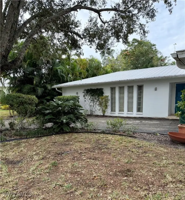 347 Burning Tree, Naples, FL 34105 - Image #3