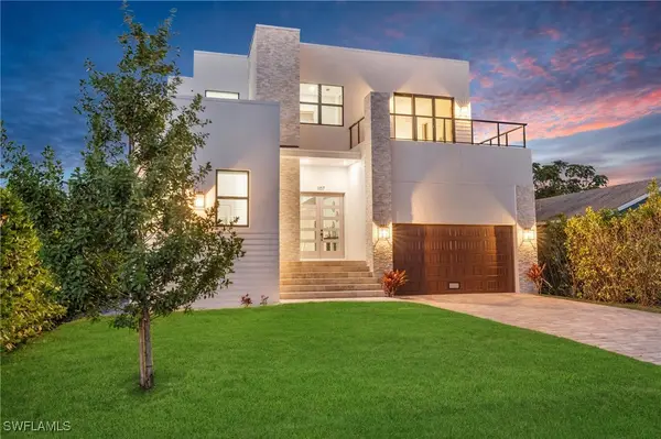 107 W Hilo Street, Naples, FL 34113