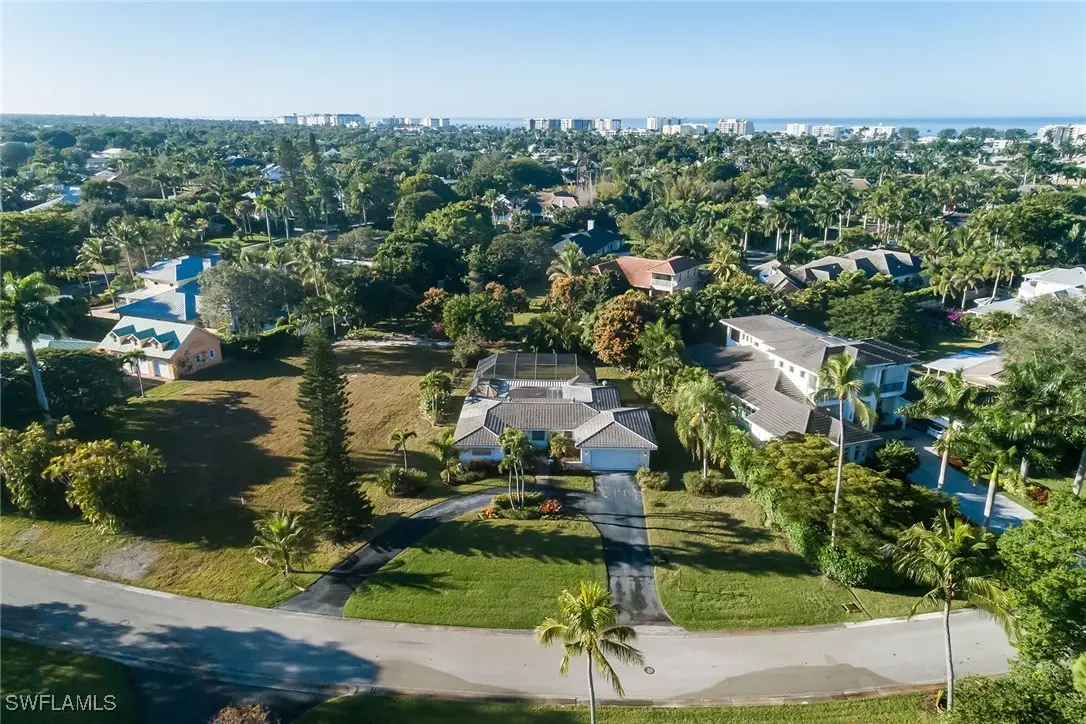 700 Bow Line Drive, Naples, FL 34103 - Image #1