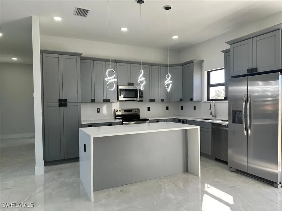 3905 23rd Street Sw, Lehigh Acres, FL 33976 - Image #2