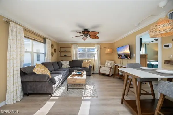 780 10th Avenue S #24, Naples, FL 34102