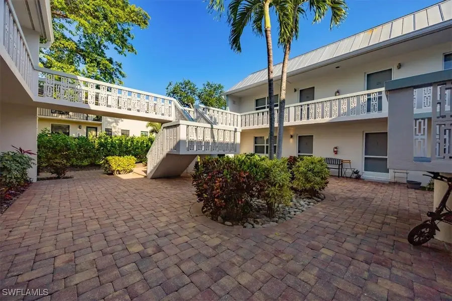 780 10th Avenue S #24, Naples, FL 34102 - Image #2