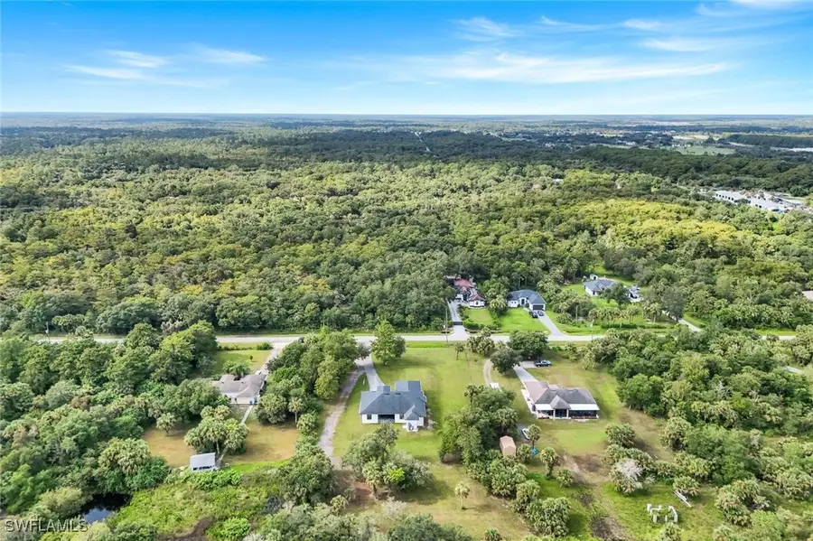 763 35th Avenue Nw, Naples, FL 34120 - Image #3