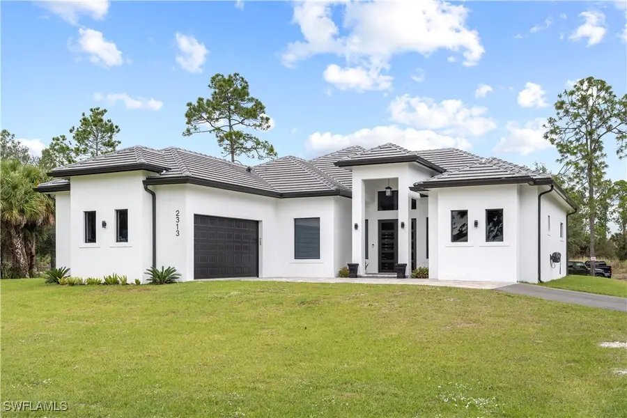 2313 6th Avenue Se, Naples, FL 34117 - Image #2