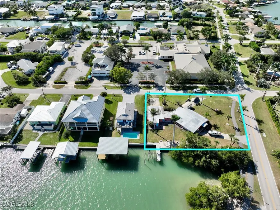 101 Pago Pago Drive E, Naples, FL 34113 - Image #2