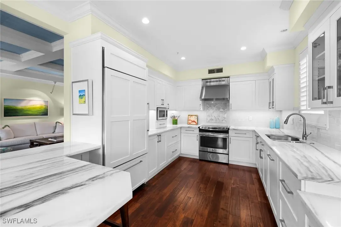 2120 Aberdeen Lane #101, Naples, FL 34109 - Image #1