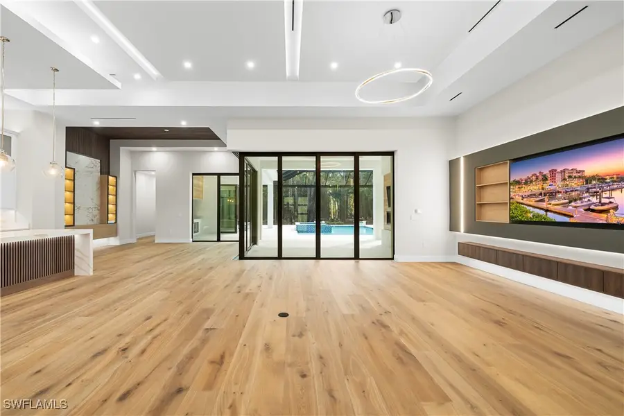 5000 Palmetto Woods Drive, Naples, FL 34119 - Image #2