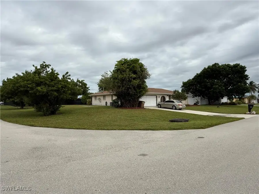 1405 SE 34th Terrace, Cape Coral, FL 33904 - Image #2