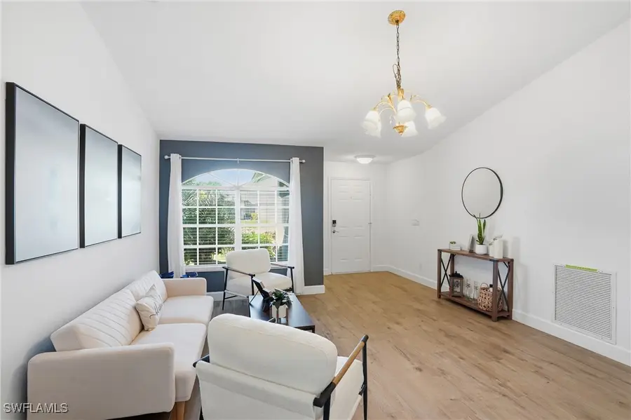 272 Johnnycake Drive, Naples, FL 34110 - Image #2