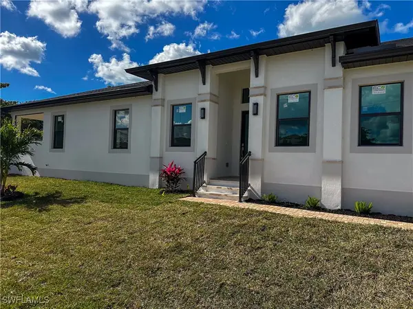 2480 Florida Avenue, Naples, FL 34112