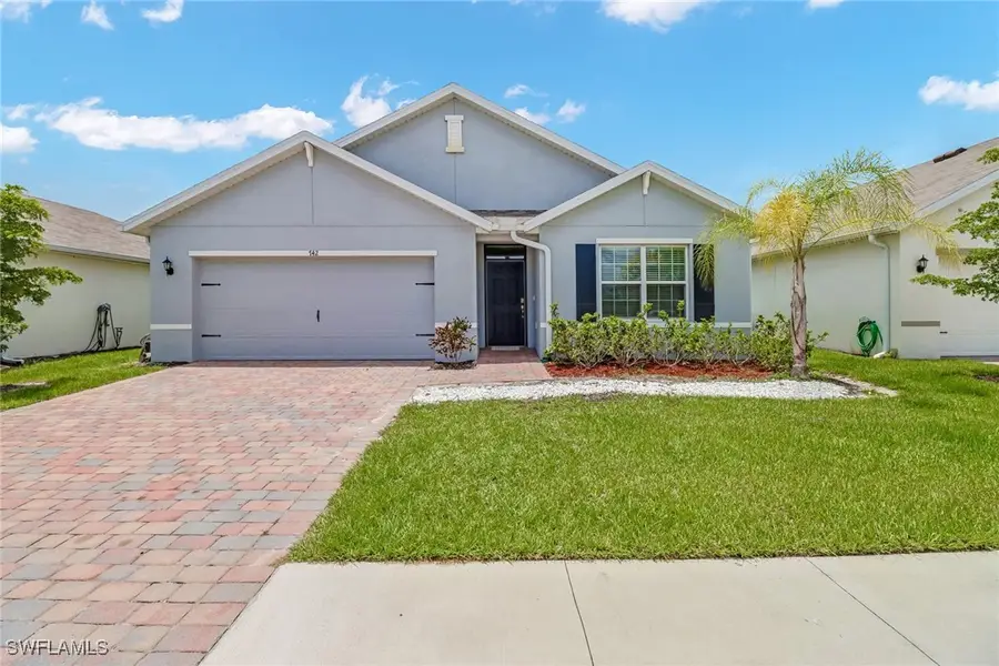 742 Hadley Place W, Naples, FL 34104 - Image #2