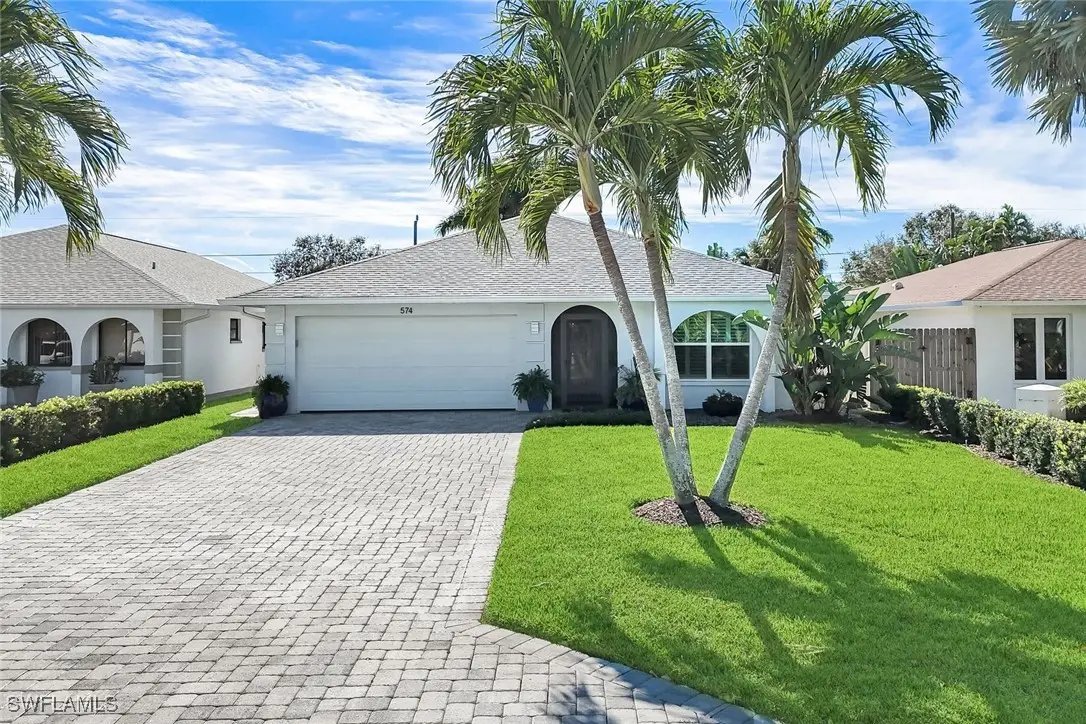 574 102nd Avenue N, Naples, FL 34108 - Image #1