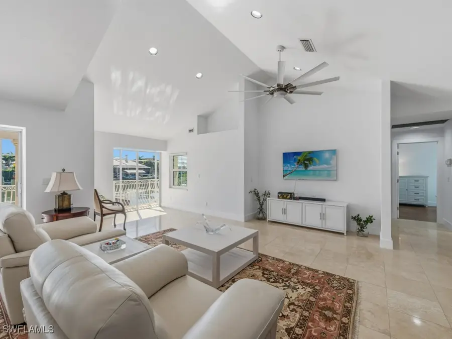 396 Conners Avenue, Naples, FL 34108 - Image #3