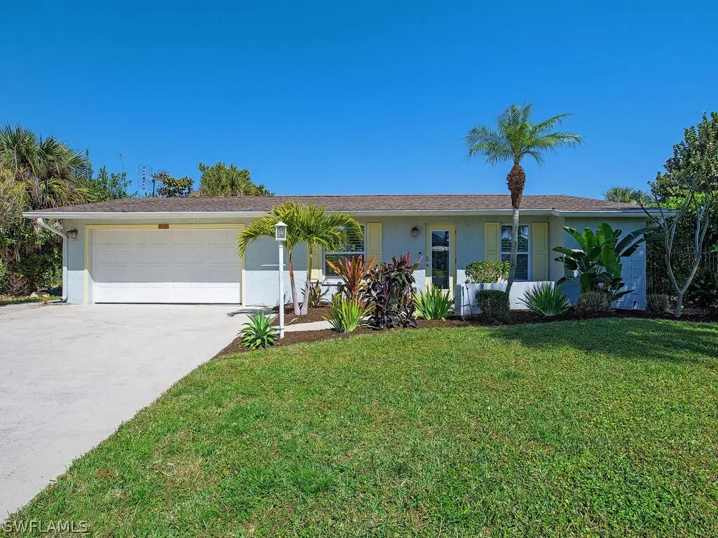 3165 Lakeview Drive, Naples, FL 34112 - #1