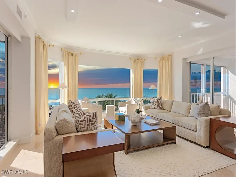 8473 Bay Colony Drive #403, Naples, FL 34108 - Image #2