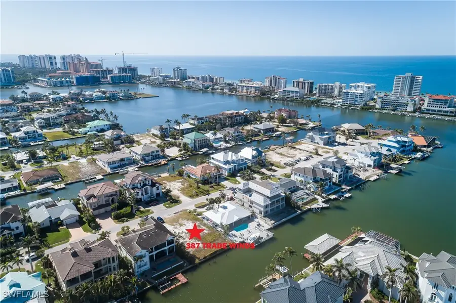 387 Trade Winds Avenue, Naples, FL 34108 - Image #2