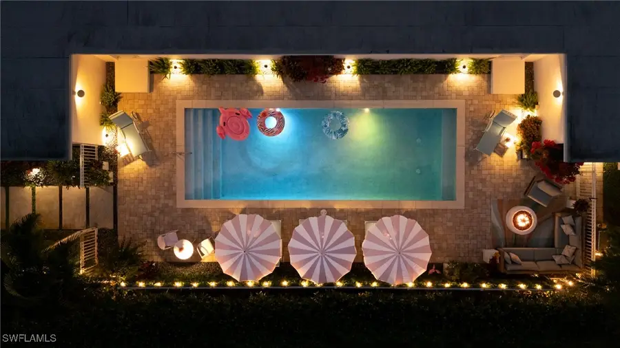 10042 Vanderbilt Drive, Naples, FL 34108 - Image #3