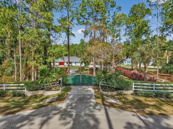 3331 3rd Avenue Nw, Naples, FL 34120