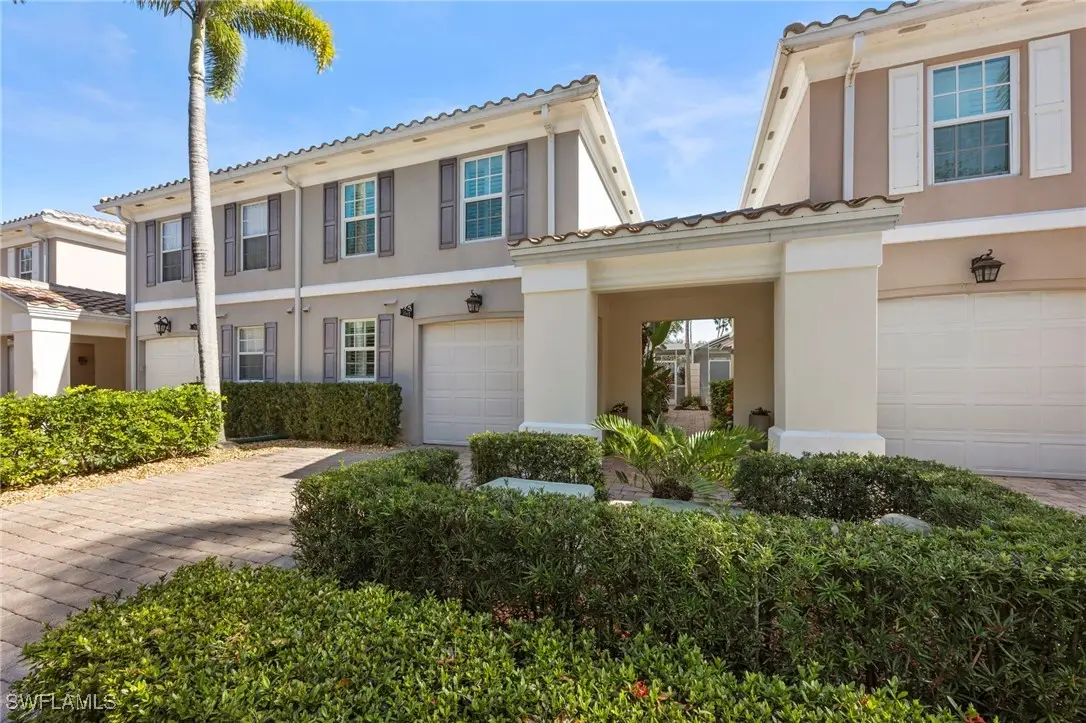 5561 Cove Circle, Naples, FL 34119 - Image #1