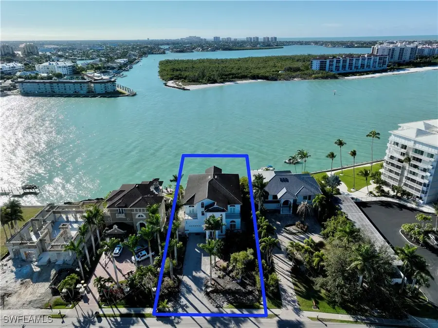 28 Pelican Street W, Naples, FL 34113 - #3