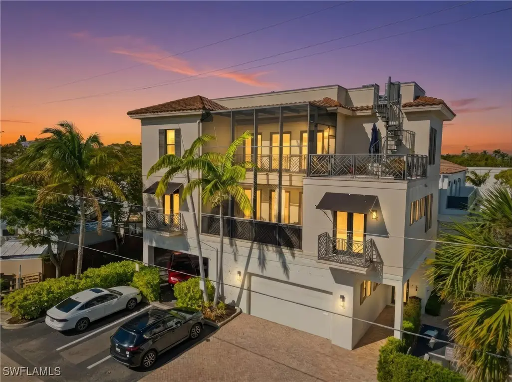 340 12th Avenue S #6, Naples, FL 34102 - Image #1