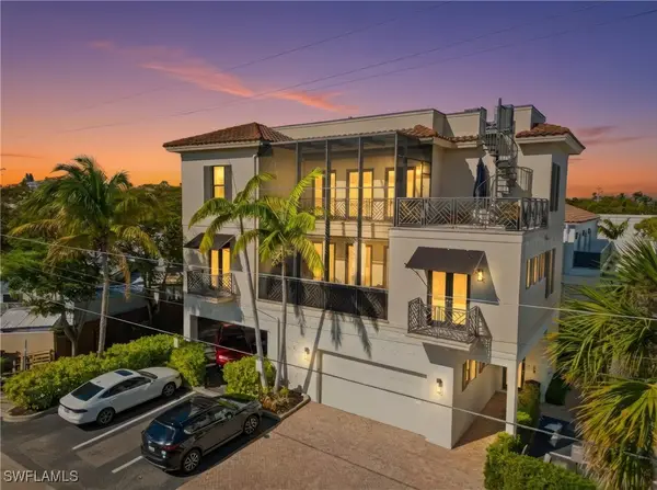 340 12th Avenue S #6, Naples, FL 34102