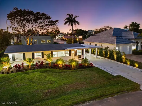 2855 10th Street N, Naples, FL 34103