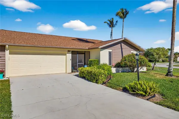 303 Reynolds Court #M16, Naples, FL 34112