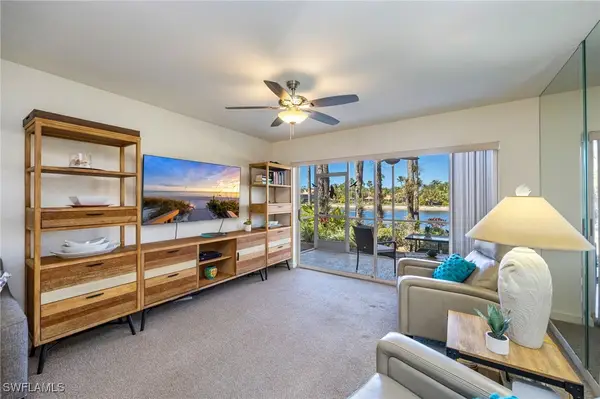 2348 Hidden Lake Drive #709, Naples, FL 34112