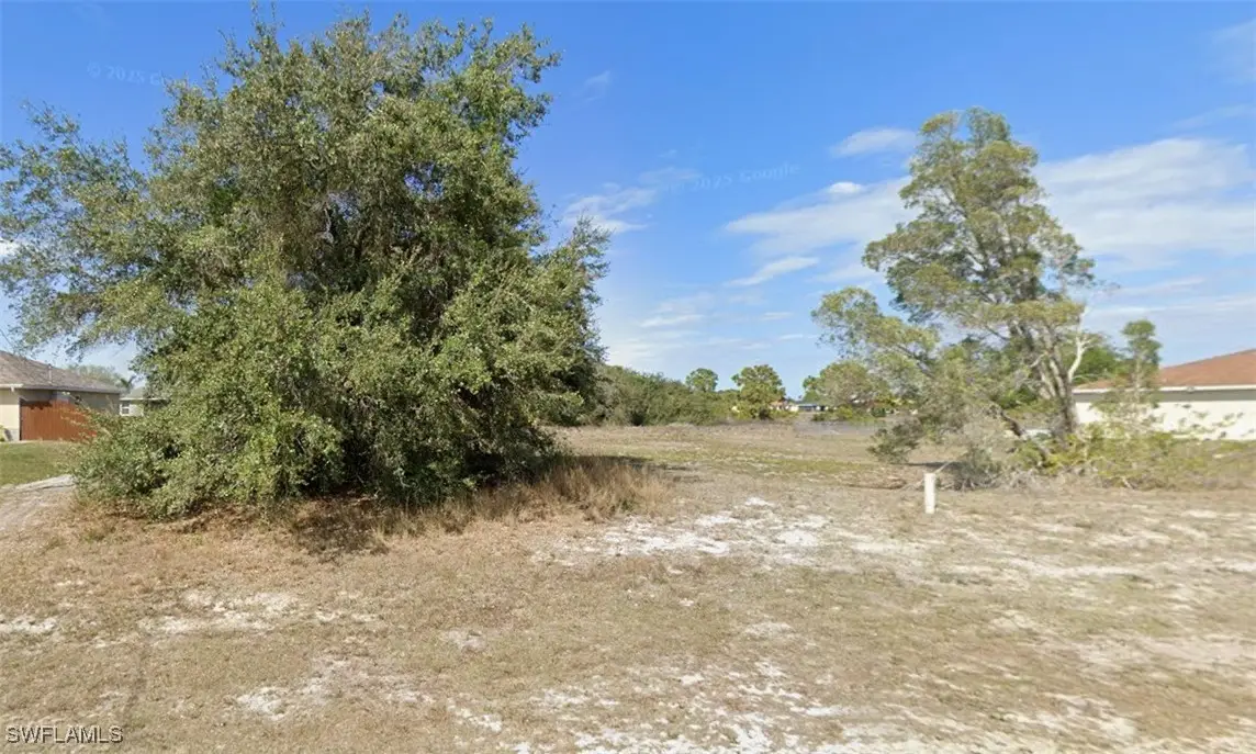 2706 40th Street Sw, Lehigh Acres, FL 33976 - Image #1