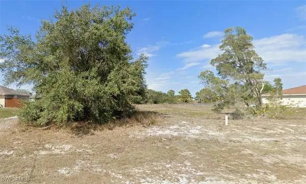 2706 40th Street Sw, Lehigh Acres, FL 33976