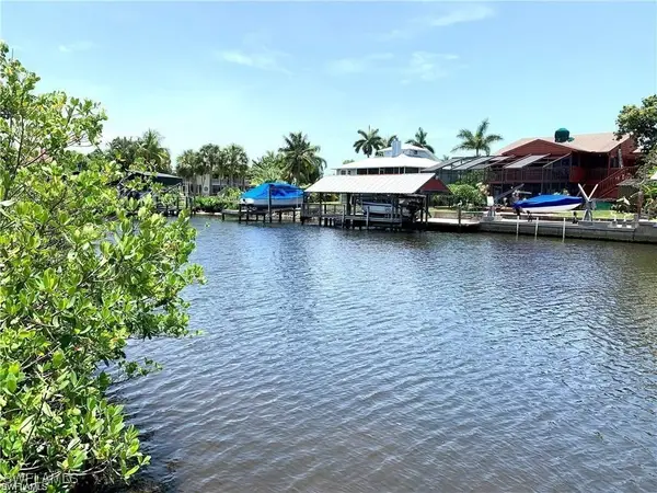 3200 Stabile Road, St James City, FL 33956