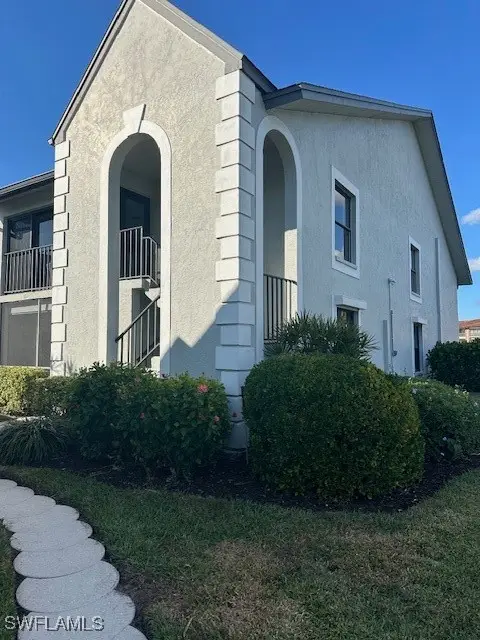 488 Veranda Way #D206, Naples, FL 34104 - Image #1