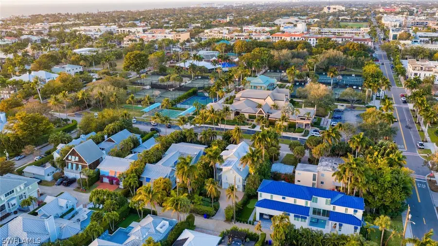 756 8th Avenue S, Naples, FL 34102 - Image #2