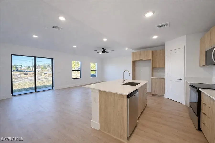 2812 23rd Street Sw, Lehigh Acres, FL 33976 - Image #3