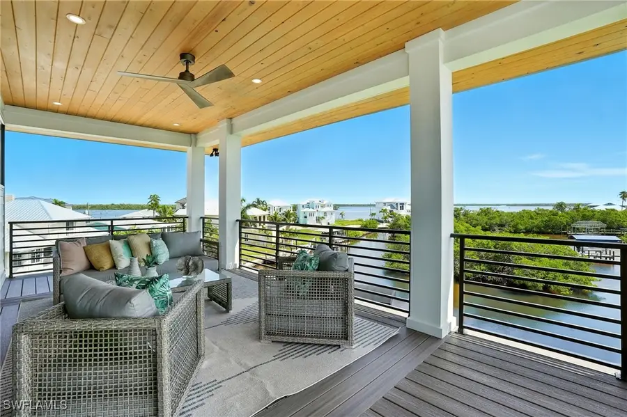 306 Seminole Way, Fort Myers Beach, FL 33931 - #3