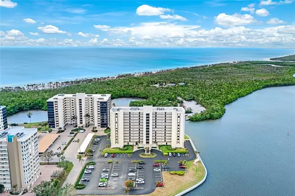 17 Bluebill Avenue #206, Naples, FL 34108