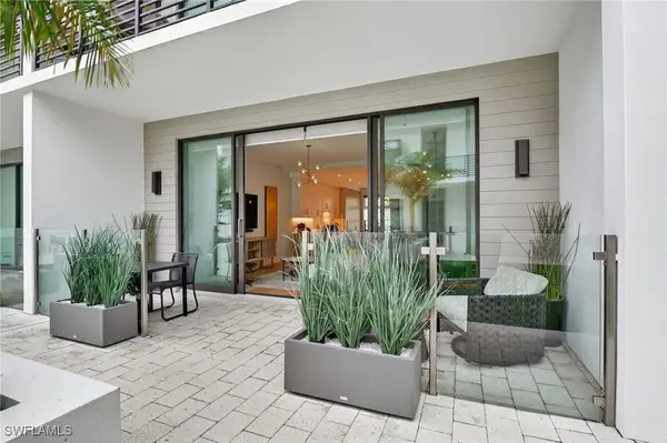 850 Central Avenue #208, Naples, FL 34102