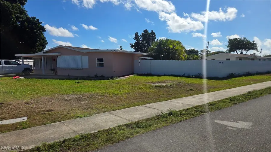 10 E Jersey Road, Lehigh Acres, FL 33936 - #2