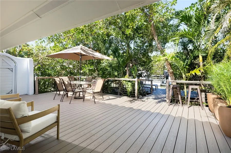 1595 Curlew Avenue #4, Naples, FL 34102 - Image #2