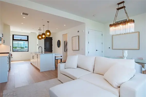 850 Central Avenue #304, Naples, FL 34102