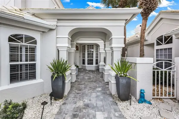 15303 Devon Green Lane, Naples, FL 34110