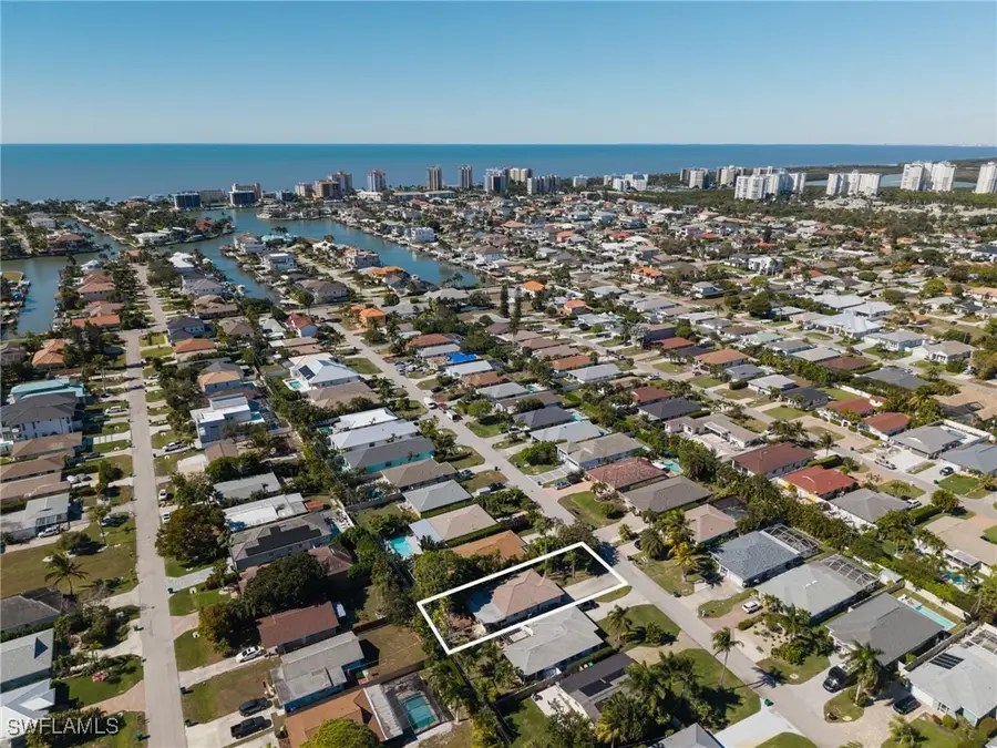 570 104th Avenue N, Naples, FL 34108 - Image #2