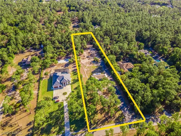 3650 1st Avenue Sw, Naples, FL 34117